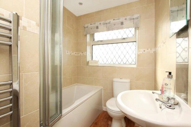 2 bed Terraced for sale Image 8