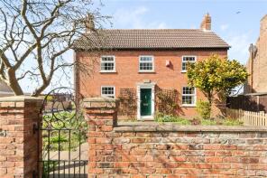 Floral Villa, Wold Road, Barrow Upon Humber DN19 7DQ