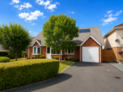 Long Croft, Weston Rhyn, Oswestry, Shropshire, SY10 7JP