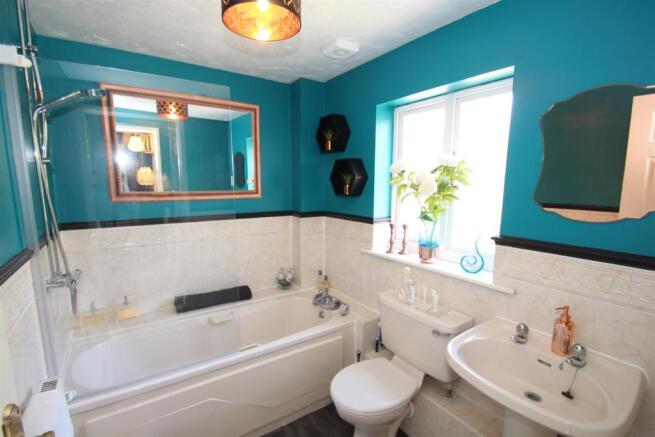 Photo 11