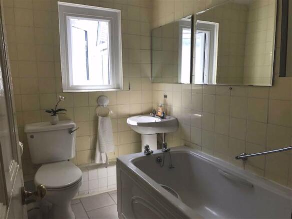 Photo 16