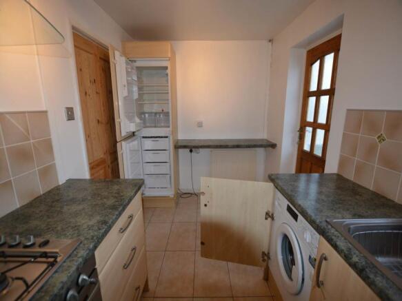 KITCHEN 2