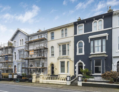 Orchard Gardens, Teignmouth, TQ14 8DJ