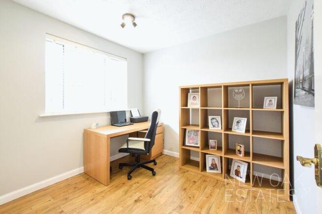 Bedroom/Study