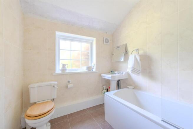 4_fishwick_mains_cottage-11.jpg