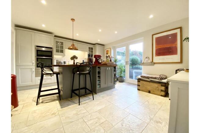 Kitchen/Breakfast