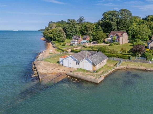 House & Boat Stores