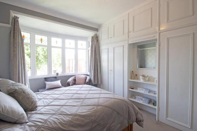 4 bed Semi-Detached for sale Image 10