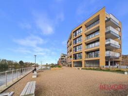 Apartment 8, Yacht Club Place, Trent Lane, Nottingham NG2 4RN