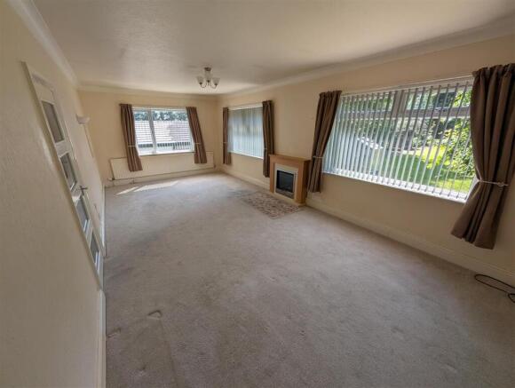 House in Bradford, Keighley - View 6