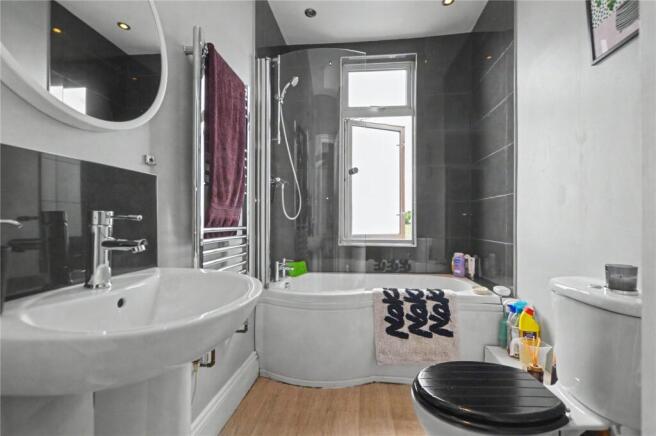 2 bed Terraced for sale Image 4