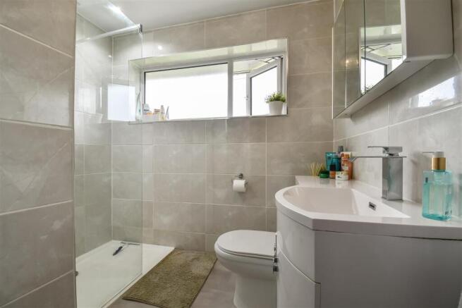 Family Shower Room