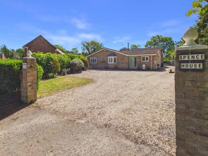 The Broadway, Woodhall Spa
