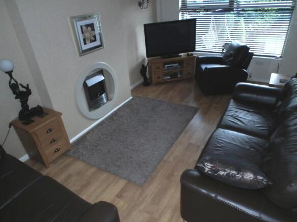 Lounge Pic 3