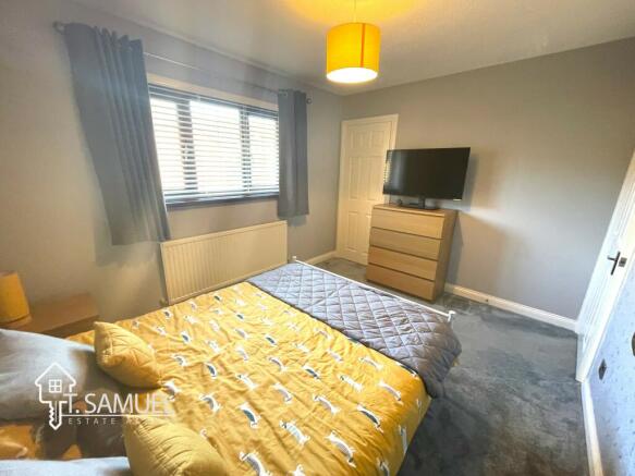 Bedroom 2c.JPG