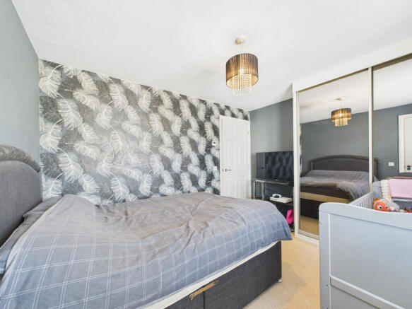 3 bed Semi-Detached for sale Image 9