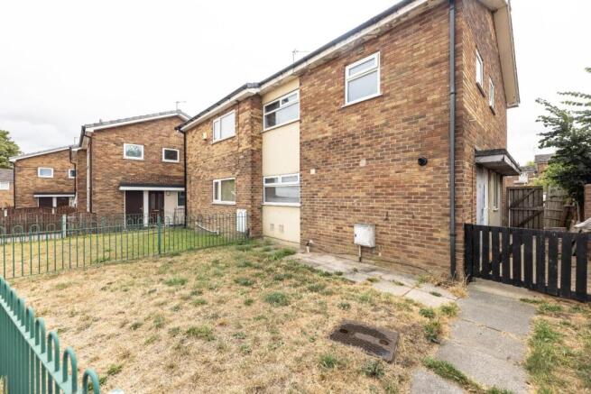 3 bed Semi-Detached for sale Image 11