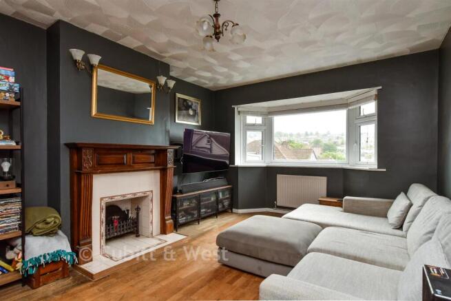 Snug/ Bedroom 1