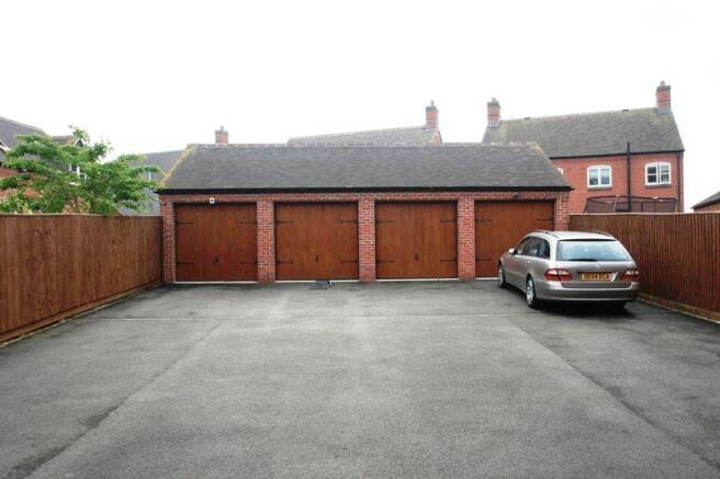 Garage in a block