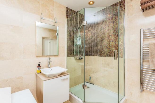Ensuite Bathroom