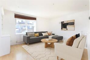 1, 45 Hertford Court, Falcon Road, London SW11 2PH