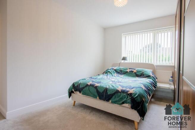 2 bed Flat for sale Image 10