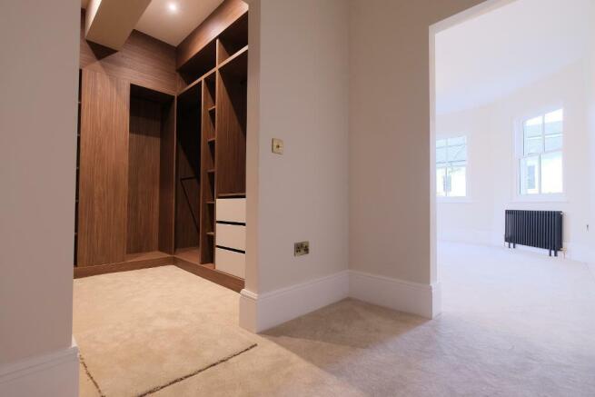 Dressing room and Bedroom 1