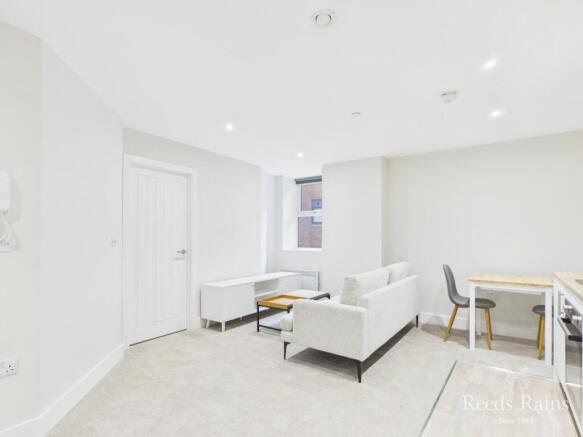 Open Lounge/Kitchen