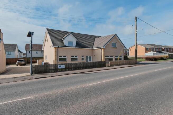 006-44 Kilncadzow Road Carluke, ML8 4QJ.jpg