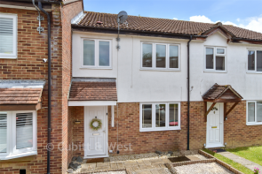 24, Binney Court, Pound Hill, Crawley RH10 3UZ