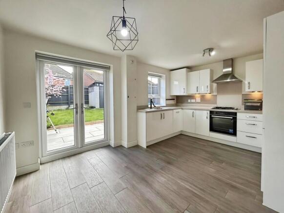 186f15b1-WhatsApp...