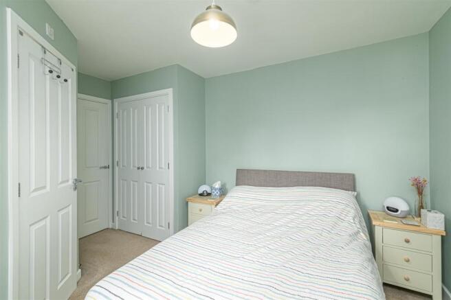 28 Wentworth Drive (2 of 27).jpg