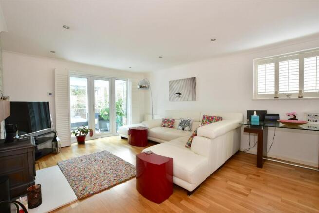 Kitchen/Living Room