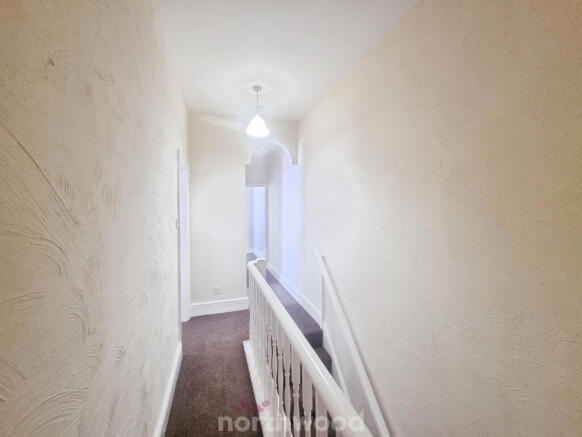 3 bed Terraced for sale Image 11