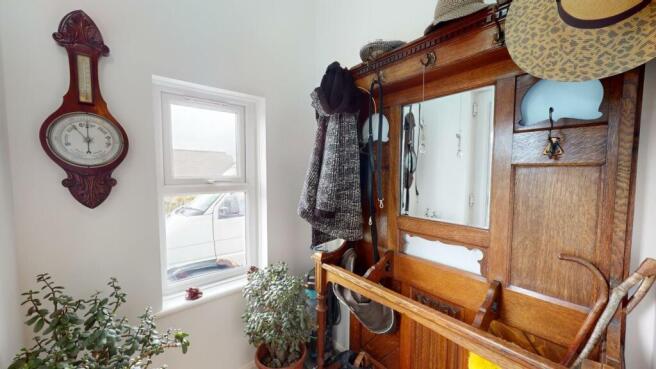 ENTRANCE PORCH