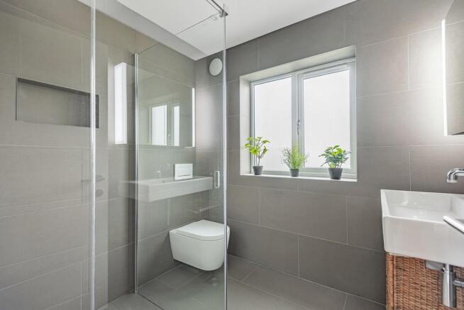 Ensuite