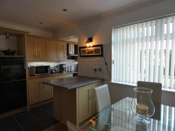 2 bed Terraced for sale Image 4