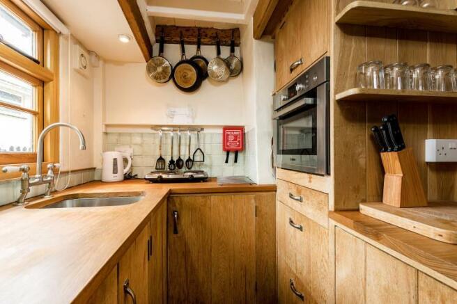 1 Head O'Ditch Kitchen 2.jpg