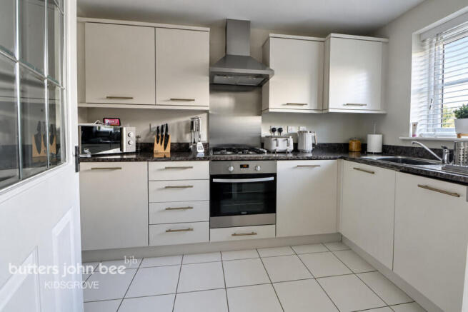Bullhurst Close, Talke photo 4