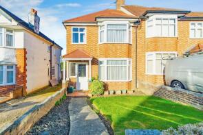 37, Abbey Road, South Croydon CR2 8NJ