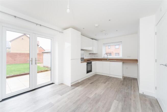 1.3 - kitchen diner.jpg