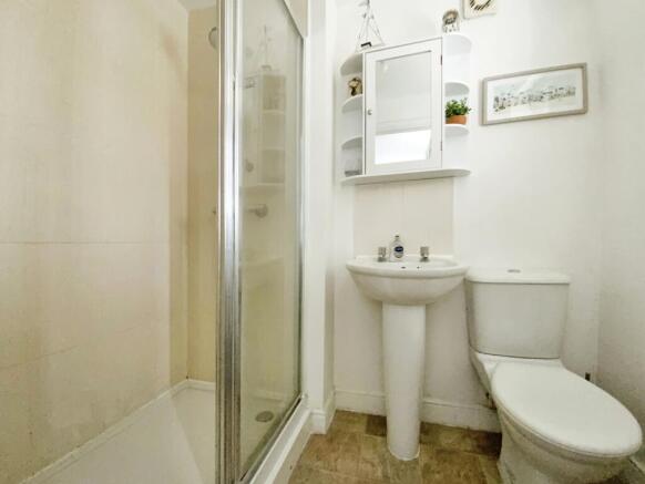 3 bed Detached for sale Image 10