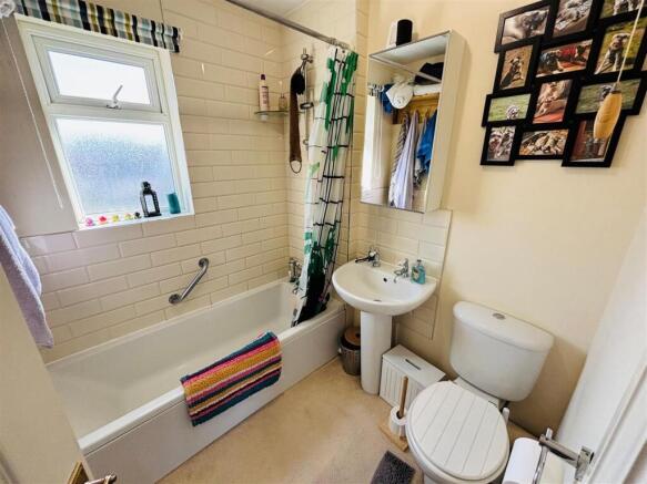 87dbath.jpg