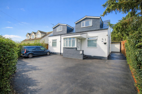 Priory Avenue, Old Harlow