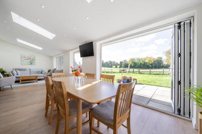 1357254-4-68d2b36...