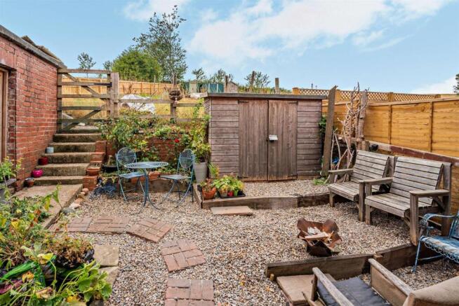 3 bed Semi-Detached for sale Image 10