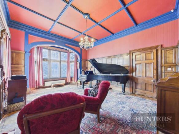 8 bed Detached for sale Image 7
