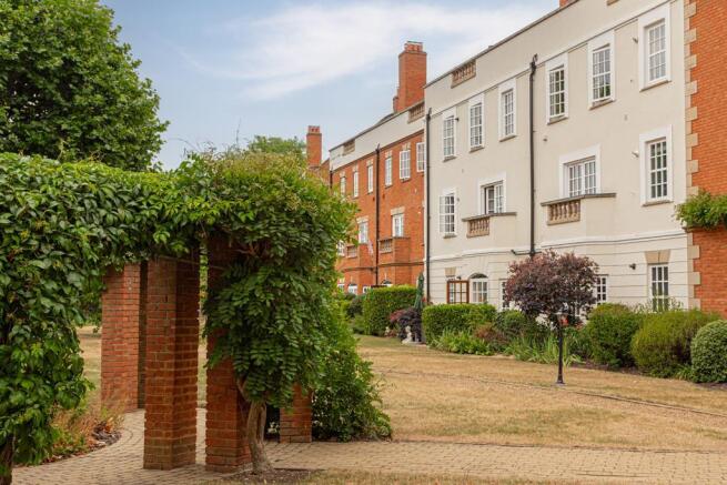 (Rightmove) 10.jpg