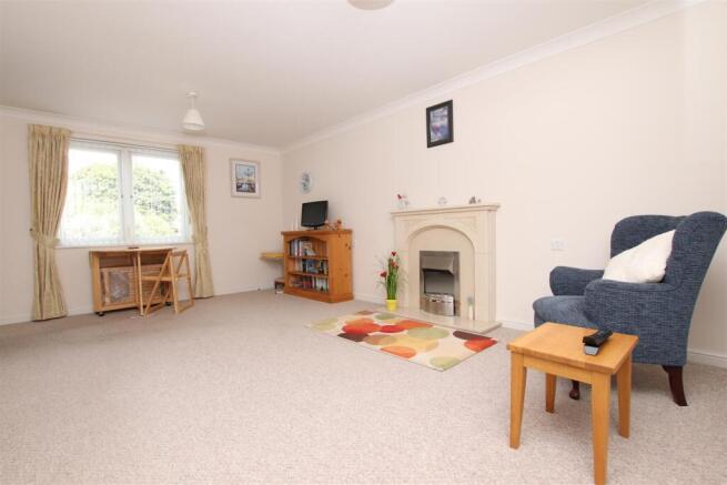 Living Dining Room.JPG