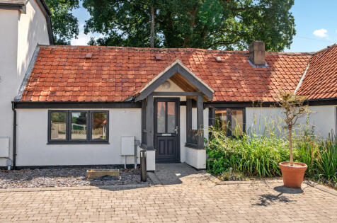 Petersfield Road, Monkwood, Alresford, Hampshire, SO24